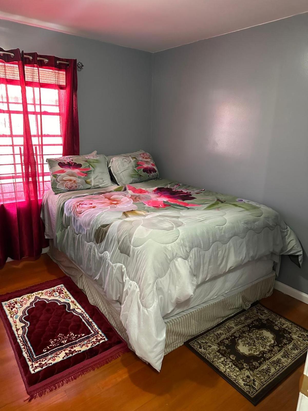 Divine Villa Guest House 65 Sherman 6Mins To Airport And 4Mins To Penn Station Newark Exterior foto