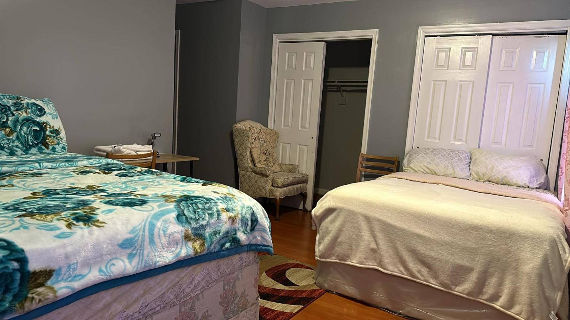 Divine Villa Guest House 65 Sherman 6Mins To Airport And 4Mins To Penn Station Newark Exterior foto